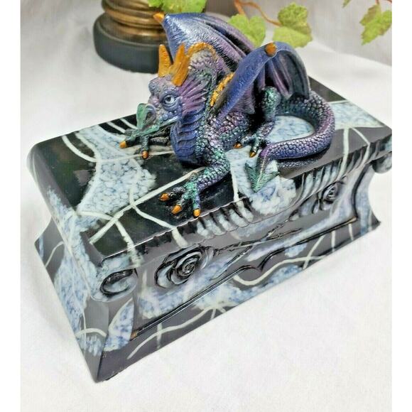 Vintage Coffin Crypt Box Dragon Figurine Fantasy Trinket Storage Goth Whimsigoth - Picture 3 of 9